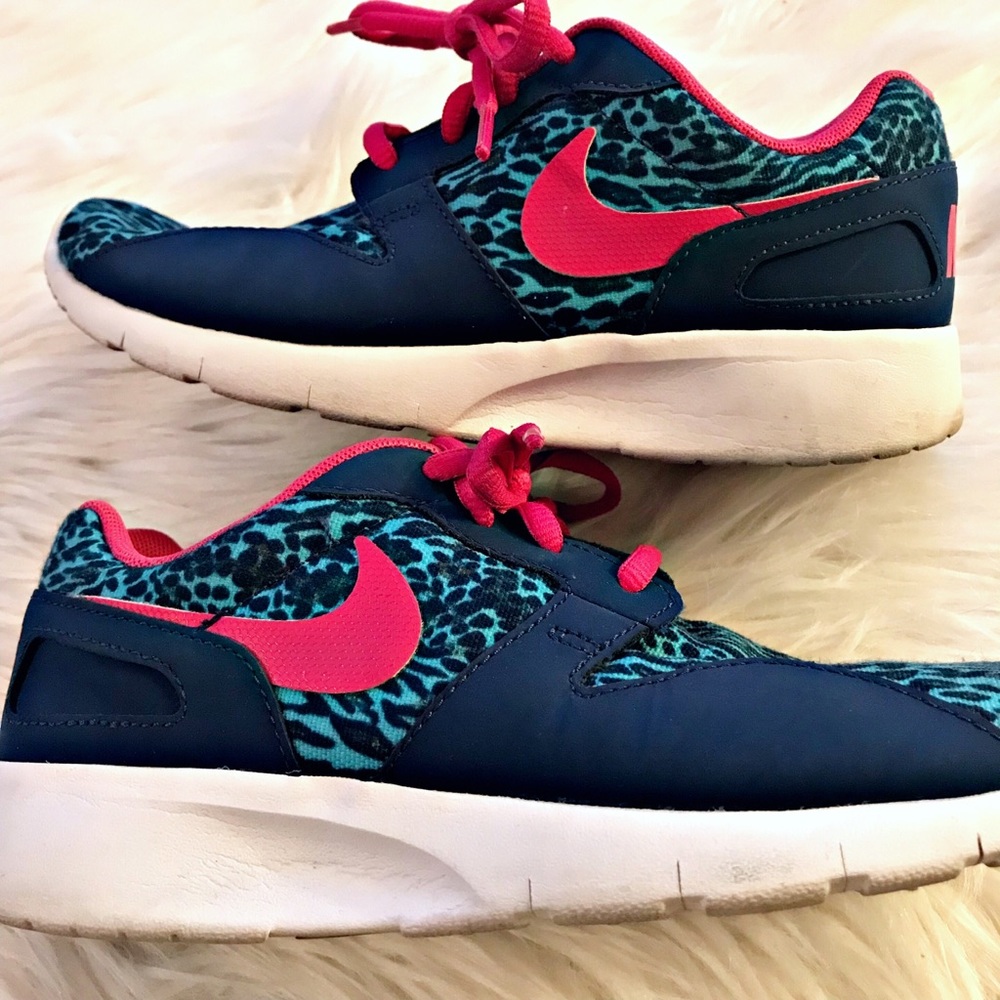 Nike cheetah leopard sneakers running train size 6